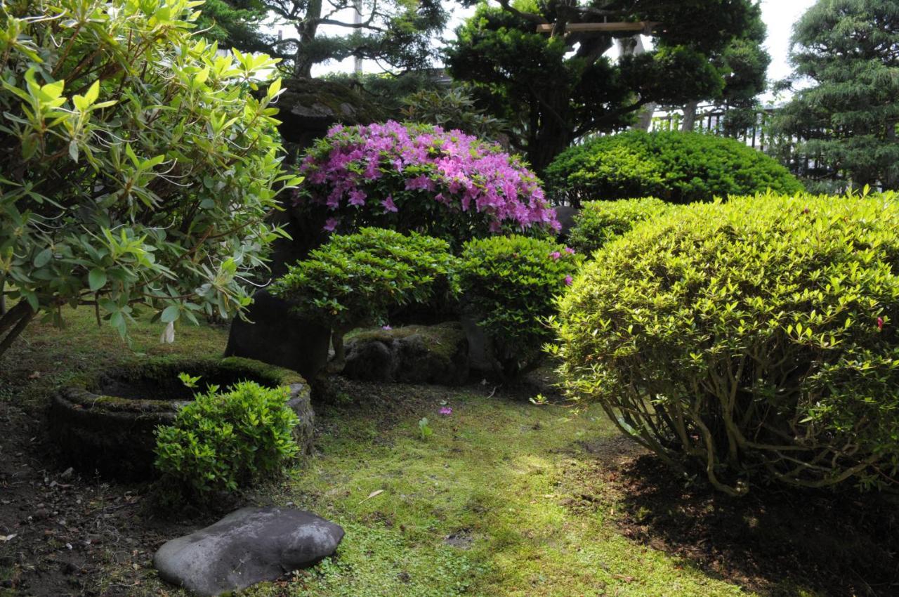 Historical Ryokan Senyukan Óvani Kültér fotó