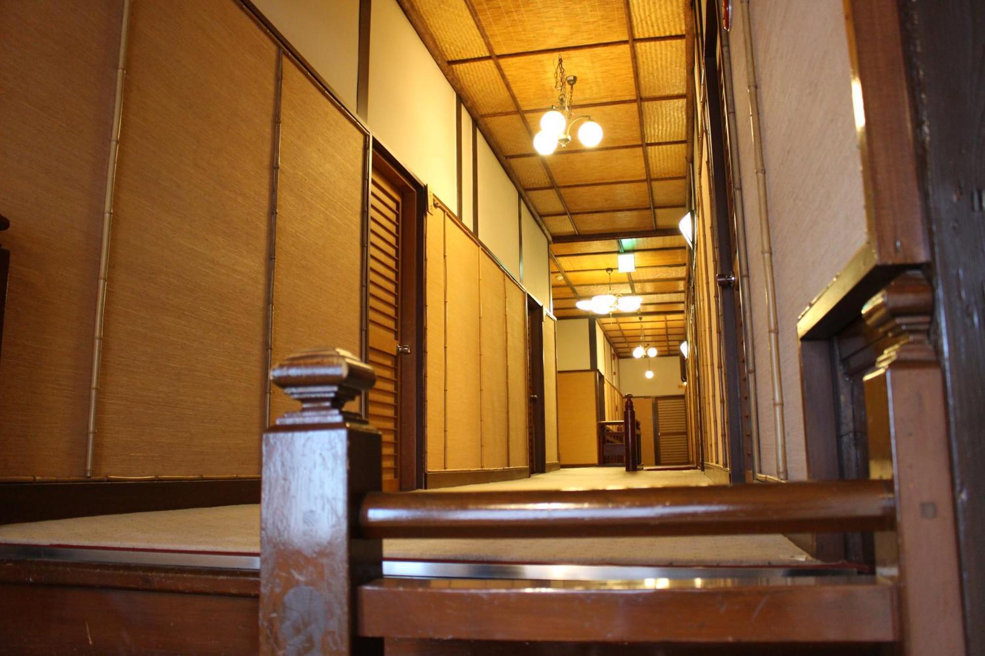 Historical Ryokan Senyukan Óvani Kültér fotó